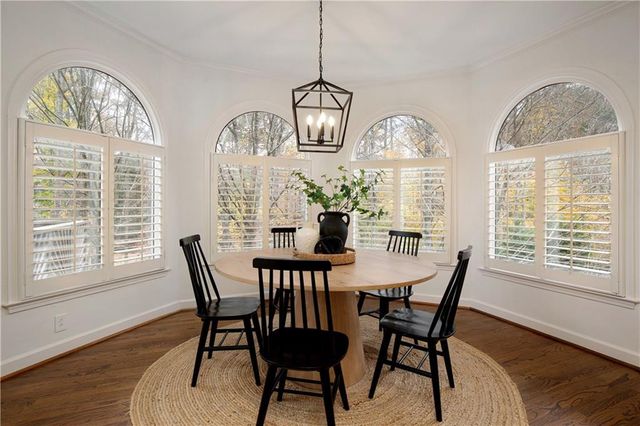 904 Stream Valley Trail, Alpharetta, GA 30022