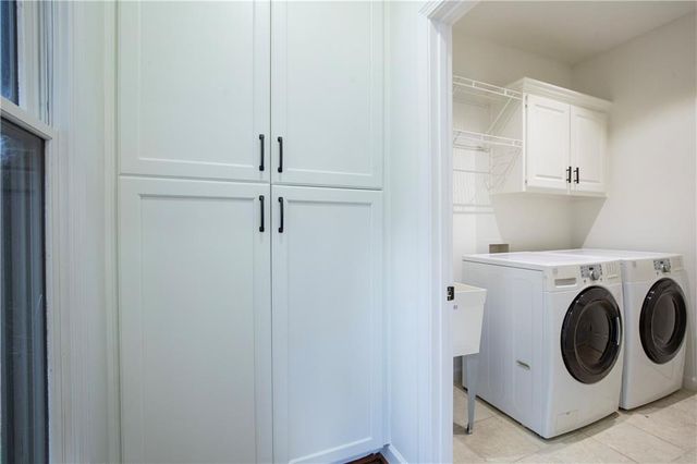 904 Stream Valley Trail, Alpharetta, GA 30022