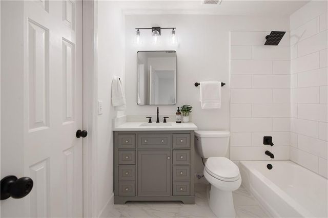 904 Stream Valley Trail, Alpharetta, GA 30022