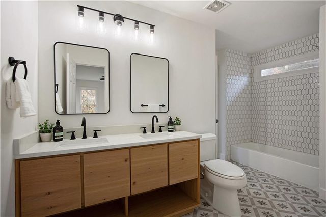 904 Stream Valley Trail, Alpharetta, GA 30022