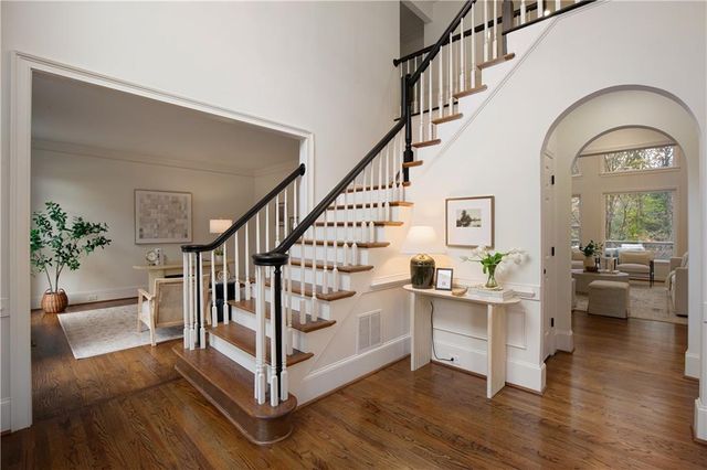 904 Stream Valley Trail, Alpharetta, GA 30022