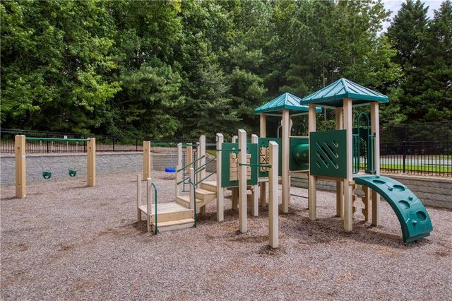 904 Stream Valley Trail, Alpharetta, GA 30022