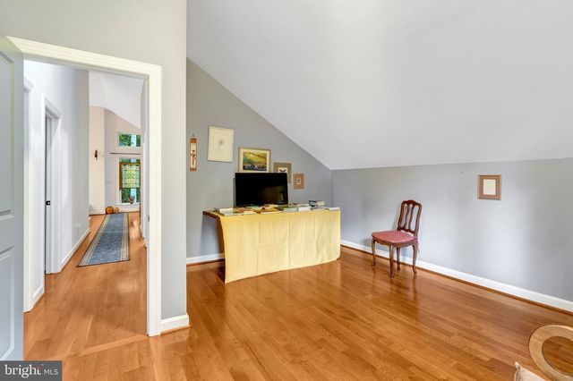 6321 SYDNEY RD, Fairfax Station, VA 22039