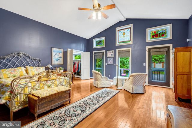 6321 SYDNEY RD, Fairfax Station, VA 22039