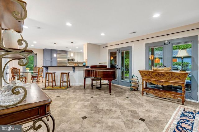 6321 SYDNEY RD, Fairfax Station, VA 22039