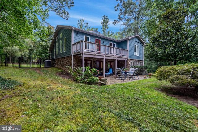 6321 SYDNEY RD, Fairfax Station, VA 22039