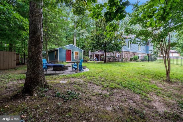 6321 SYDNEY RD, Fairfax Station, VA 22039