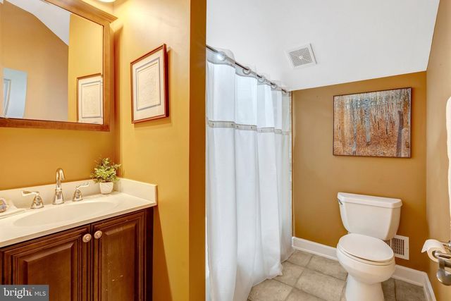 6321 SYDNEY RD, Fairfax Station, VA 22039