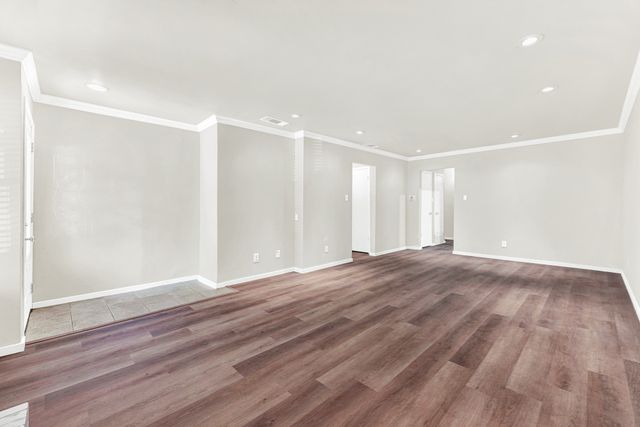 7517 Pebblestone Drive 14, Dallas, TX 75230