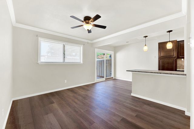 7517 Pebblestone Drive 14, Dallas, TX 75230