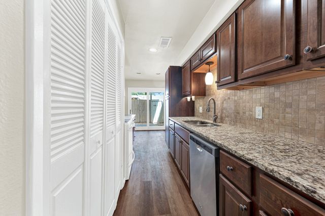 7517 Pebblestone Drive 14, Dallas, TX 75230