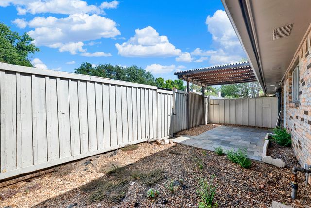 7517 Pebblestone Drive 14, Dallas, TX 75230