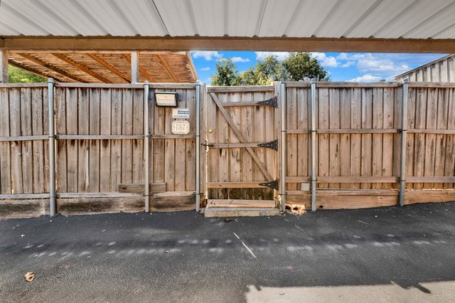 7517 Pebblestone Drive 14, Dallas, TX 75230