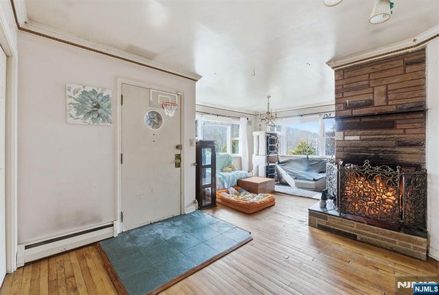 450 Skyline Lake Drive, Ringwood, NJ 07456