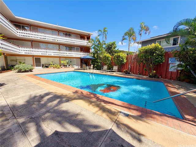 1427 Alexander Street 201, Honolulu, HI 96822