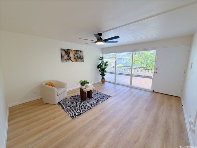 1427 Alexander Street 201, Honolulu, HI 96822