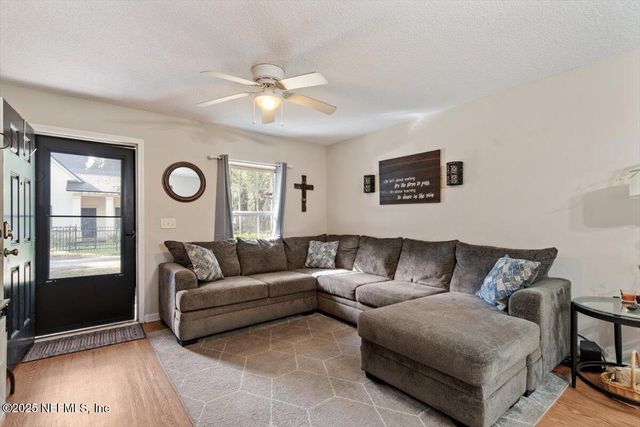 2163 THOMAS Court, Jacksonville, FL 32207