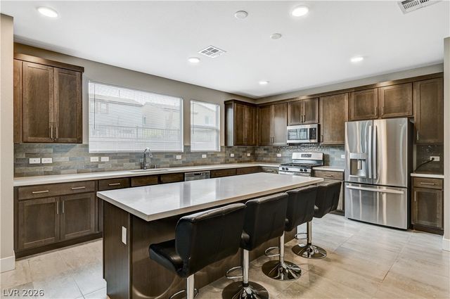 6853 Desert Finch Street, North Las Vegas, NV 89084