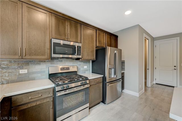 6853 Desert Finch Street, North Las Vegas, NV 89084