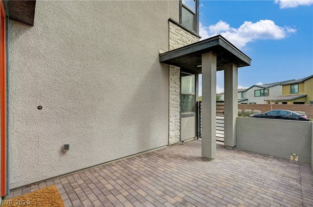 6853 Desert Finch Street, North Las Vegas, NV 89084