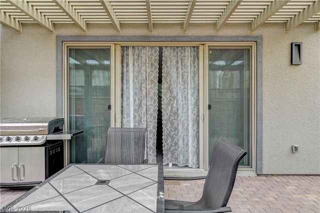 6853 Desert Finch Street, North Las Vegas, NV 89084