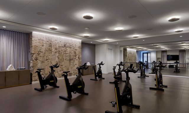 211 N Harbor Drive 905, Chicago, IL 60601