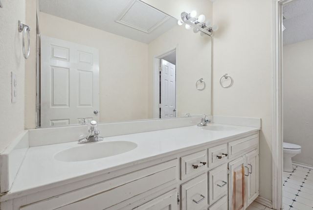 12509 Strittmatter Road, Pilot Point, TX 76258