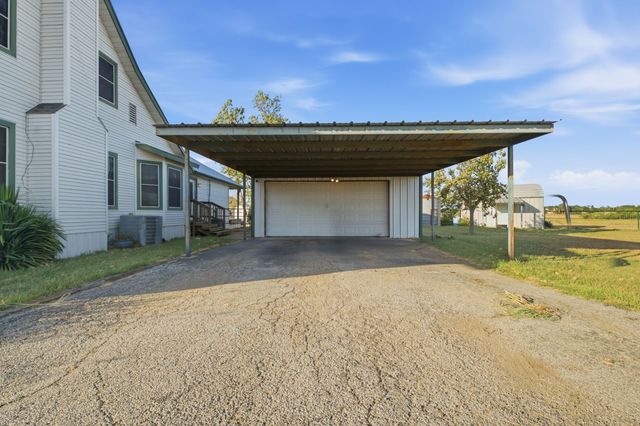 12509 Strittmatter Road, Pilot Point, TX 76258