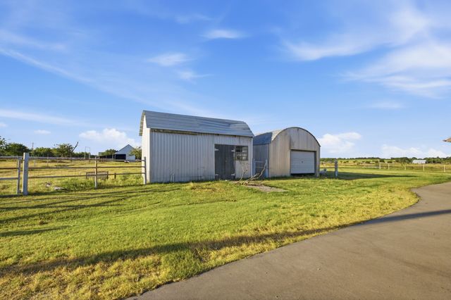12509 Strittmatter Road, Pilot Point, TX 76258