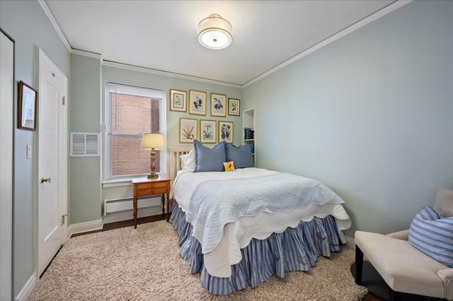 2130 N Lincoln Park West 9N, Chicago, IL 60614