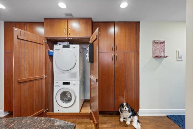 2130 N Lincoln Park West 9N, Chicago, IL 60614