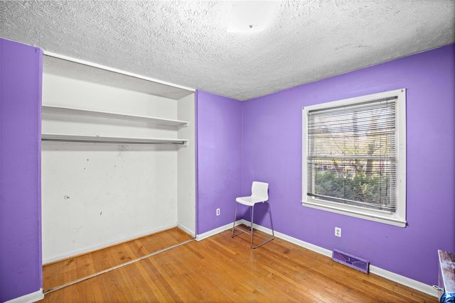 572 Folkstone Drive, Lexington, KY 40517