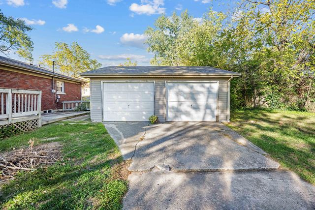 572 Folkstone Drive, Lexington, KY 40517