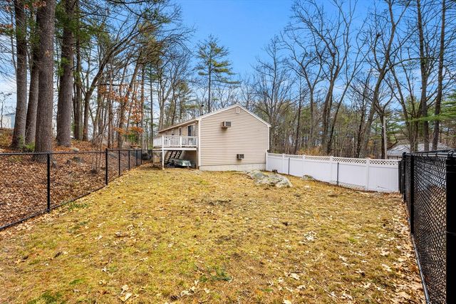 17 Ciccone Way, Billerica, MA 01821