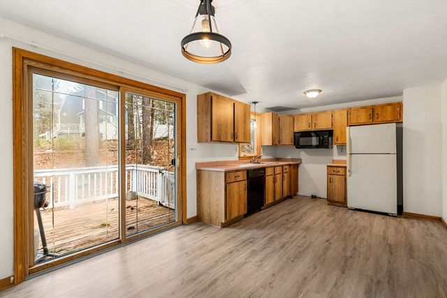 17 Ciccone Way, Billerica, MA 01821