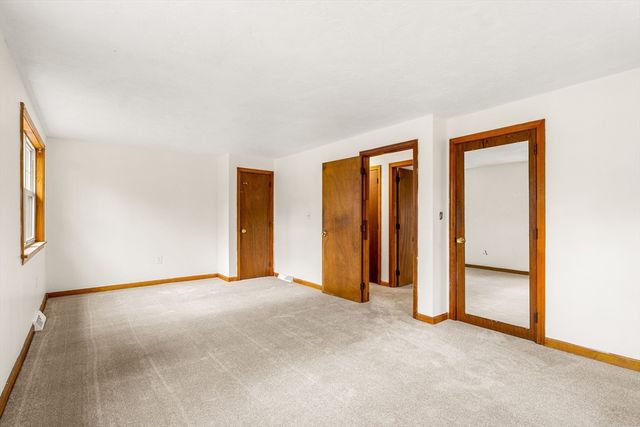 17 Ciccone Way, Billerica, MA 01821