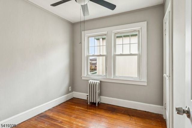 515 E Blancke St, Linden City, NJ 07036