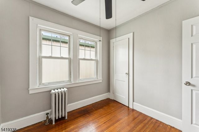 515 E Blancke St, Linden City, NJ 07036