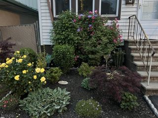 515 E Blancke St, Linden City, NJ 07036