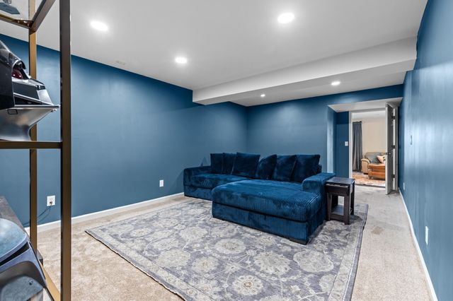 3326 Falling Brook Way, Burlington, KY 41005