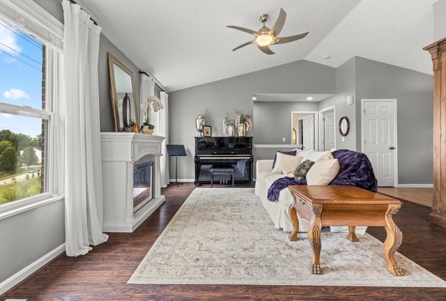 3326 Falling Brook Way, Burlington, KY 41005