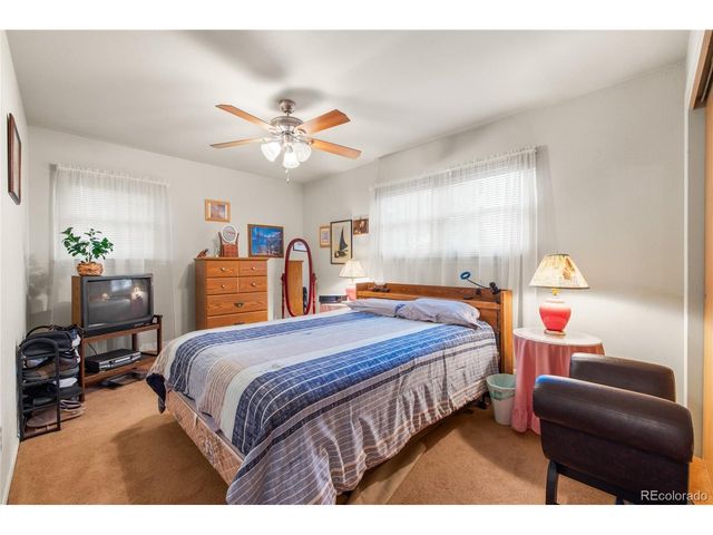 171 Fordham Cir, Pueblo, CO 81005
