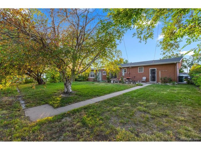 171 Fordham Cir, Pueblo, CO 81005