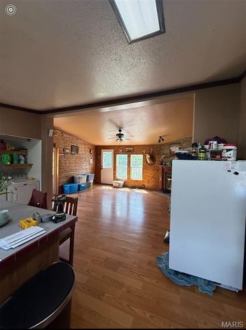 1628 Pendleton Road, Farmington, MO 63640