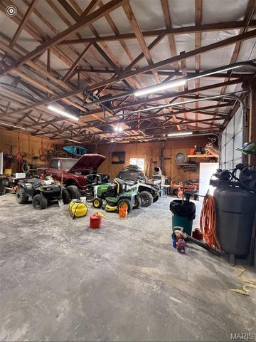 1628 Pendleton Road, Farmington, MO 63640