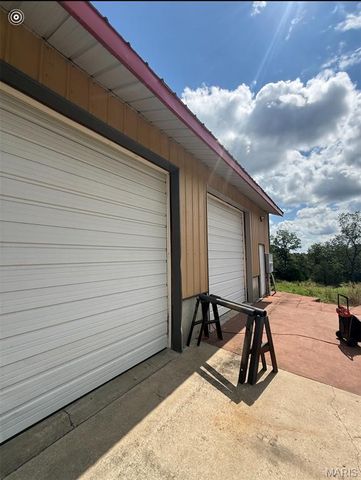 1628 Pendleton Road, Farmington, MO 63640