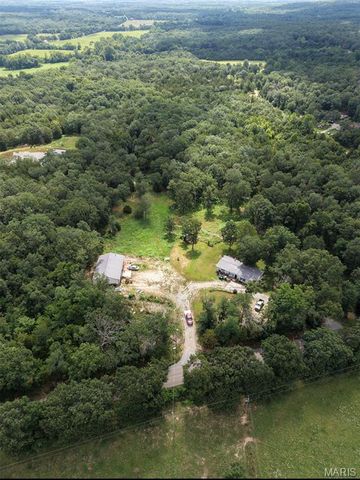1628 Pendleton Road, Farmington, MO 63640
