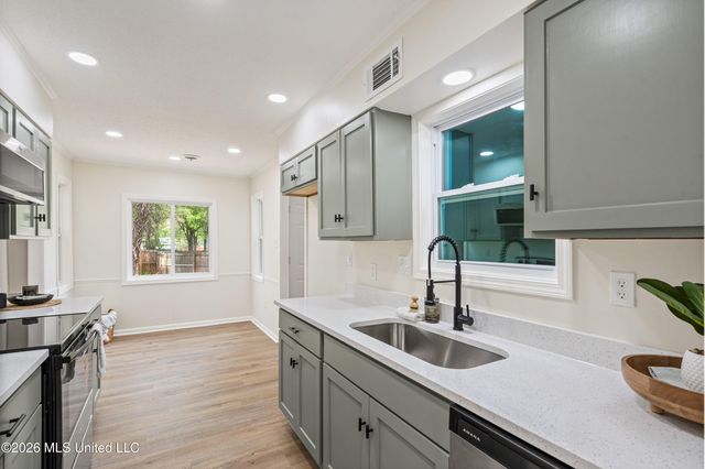 8705 Greenway Road, Southaven, MS 38671