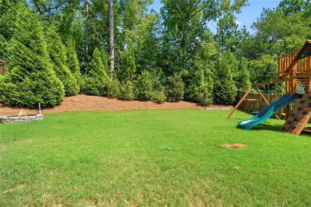 4010 Applecrisp Road, Roswell, GA 30076