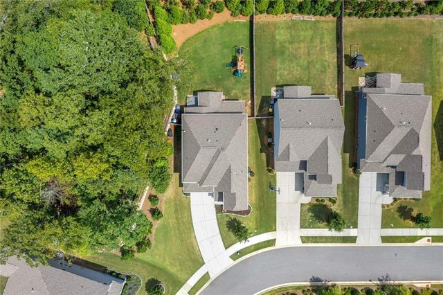 4010 Applecrisp Road, Roswell, GA 30076